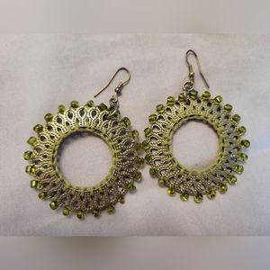 Electic gold earrings